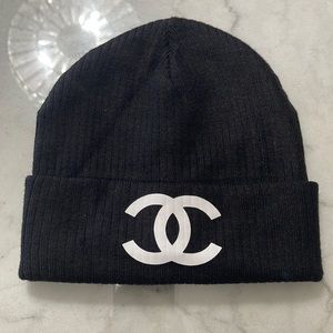 CC black Chanel beanie